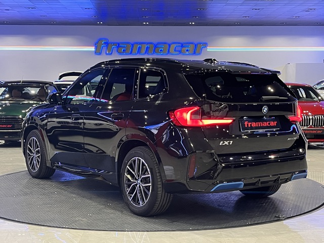 BMW iX1 xDrive30 230 kW (313 CV)