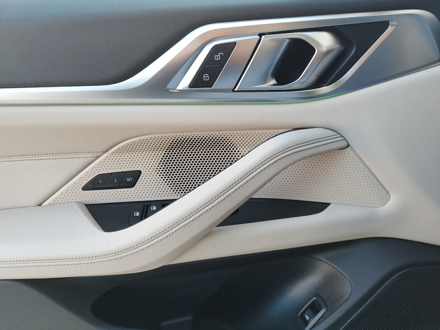BMW i4 eDrive40 250 kW (340 CV)