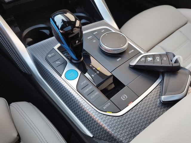 BMW i4 eDrive40 250 kW (340 CV)